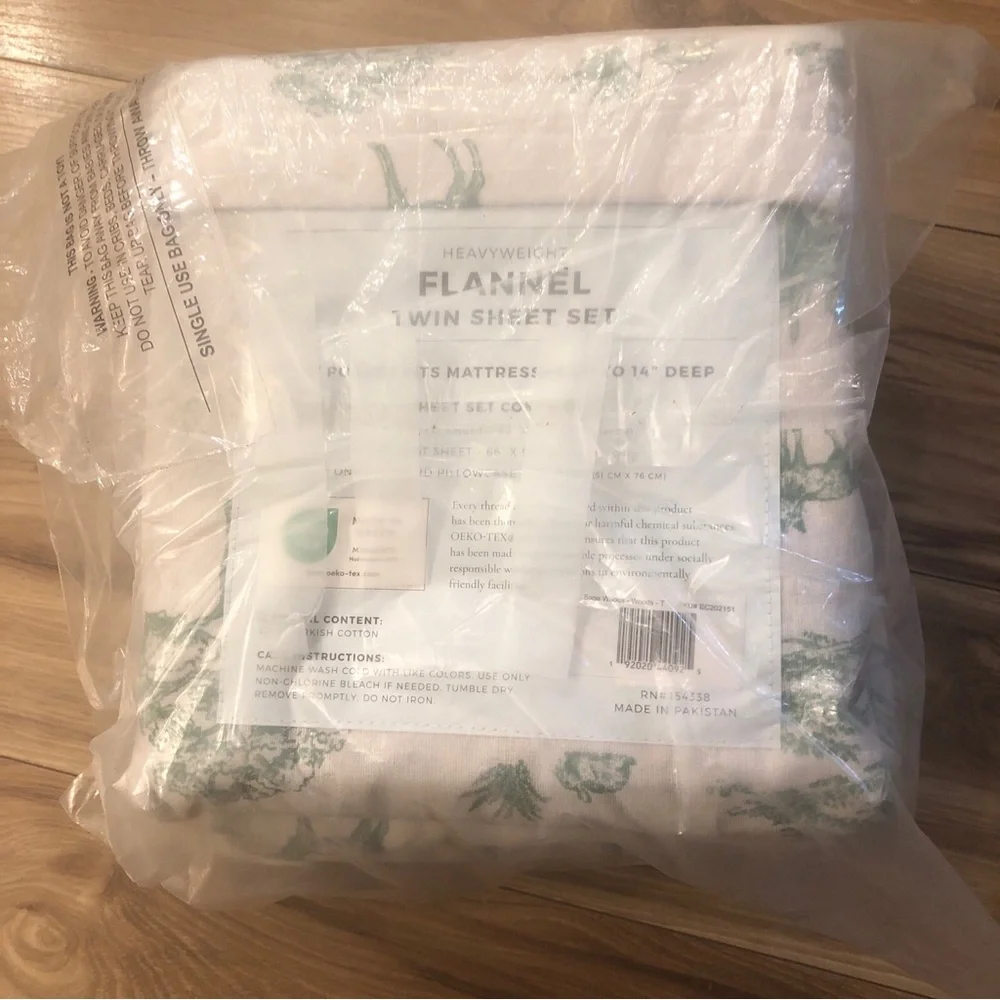 Madeline 100% Turkish Cotton Winter Inspired Flannel Twin Sheet Set-Sage Woods